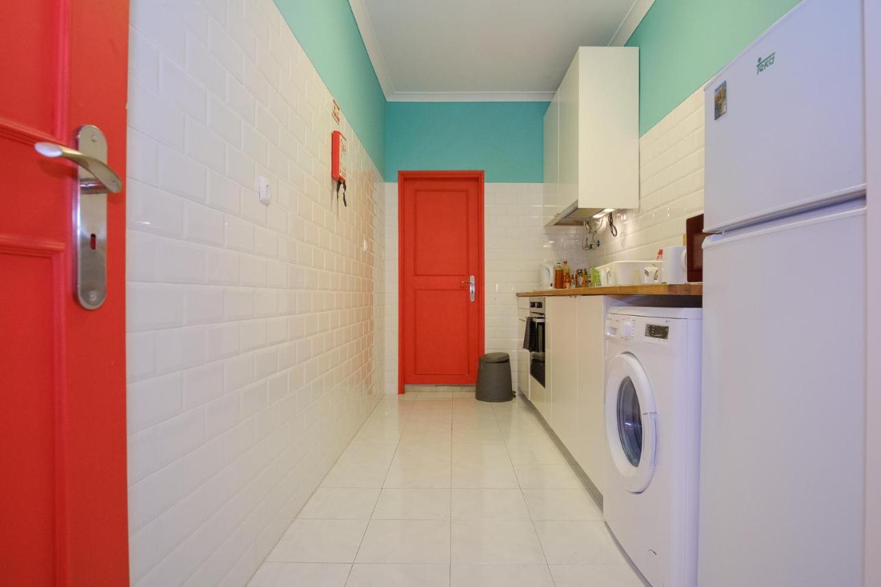 Colourful Alfama Apartment Lisboa Eksteriør billede